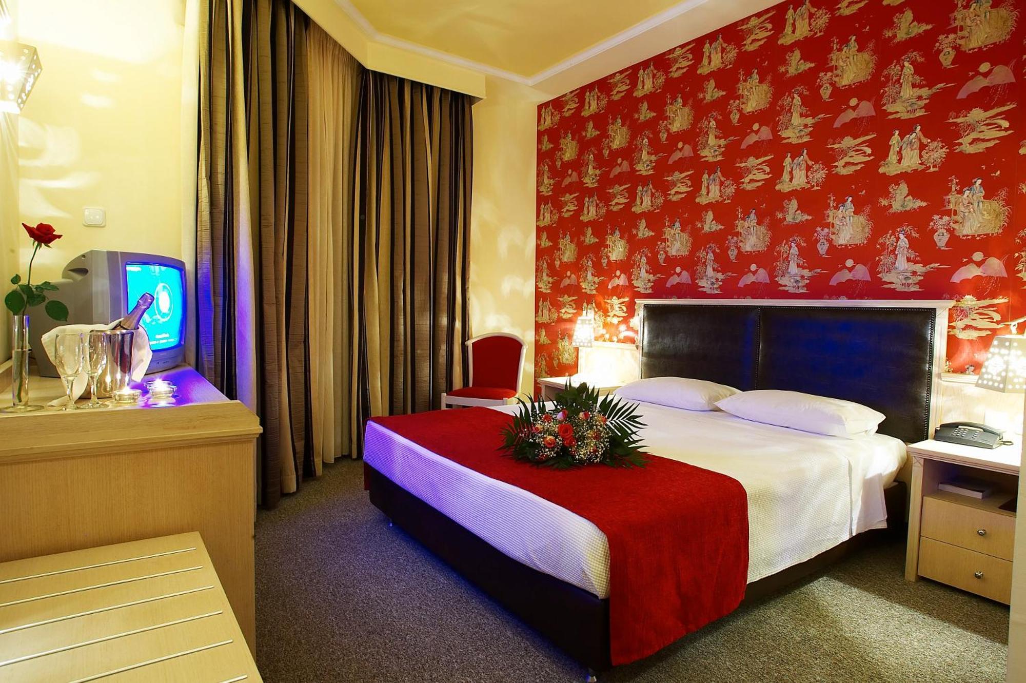 Iris Hotel Thermi Luaran gambar