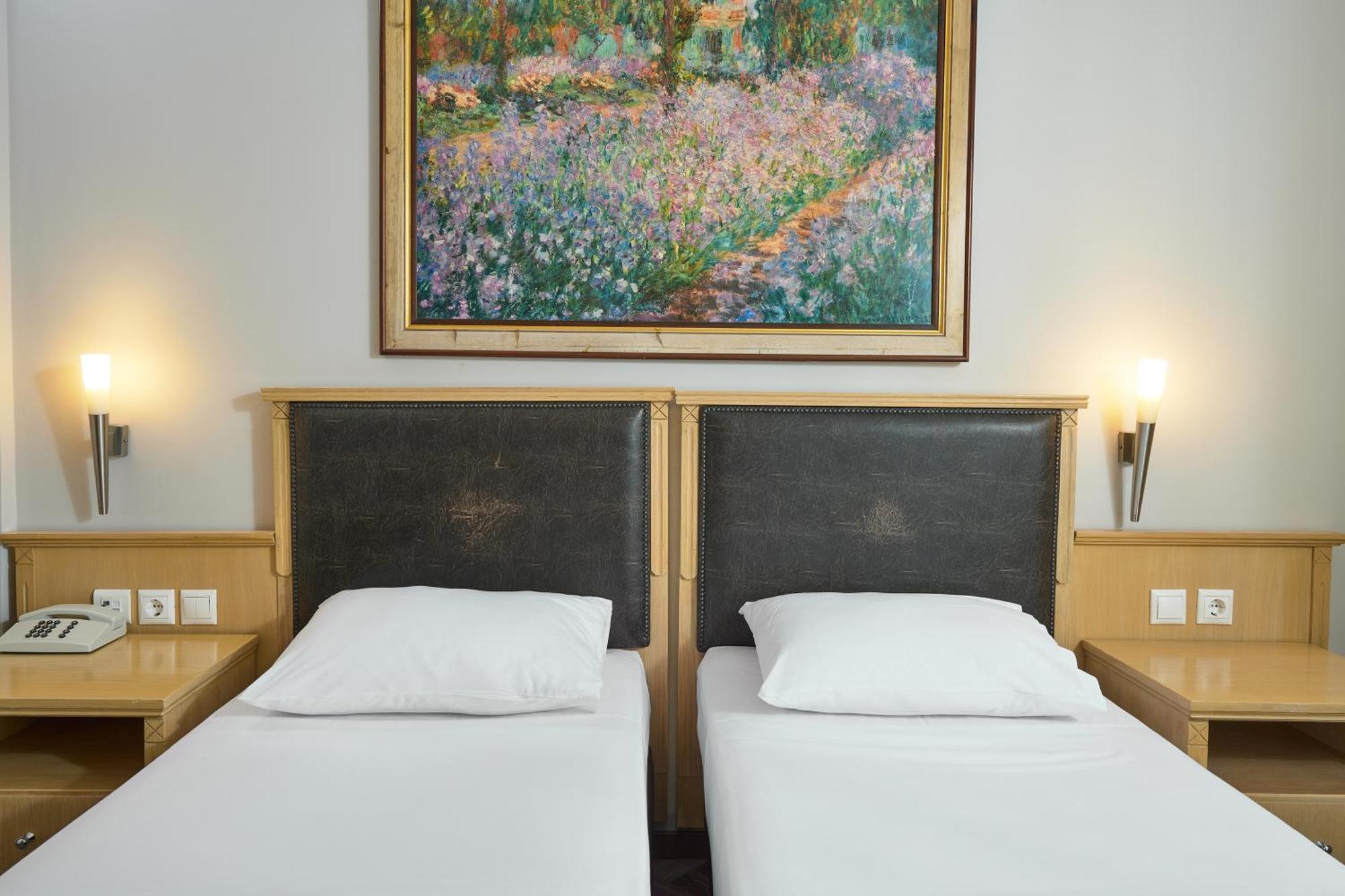 Iris Hotel Thermi Luaran gambar