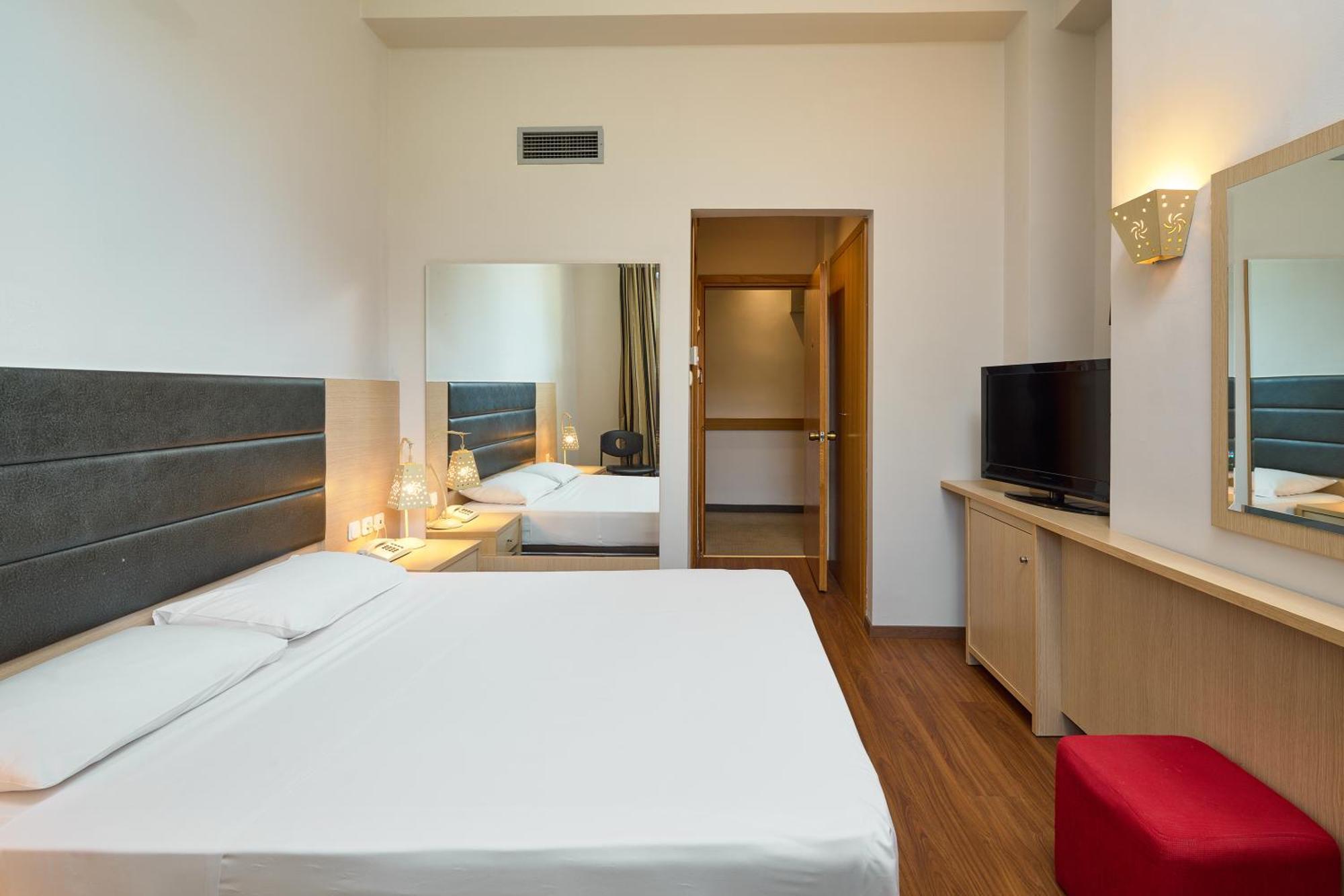 Iris Hotel Thermi Luaran gambar
