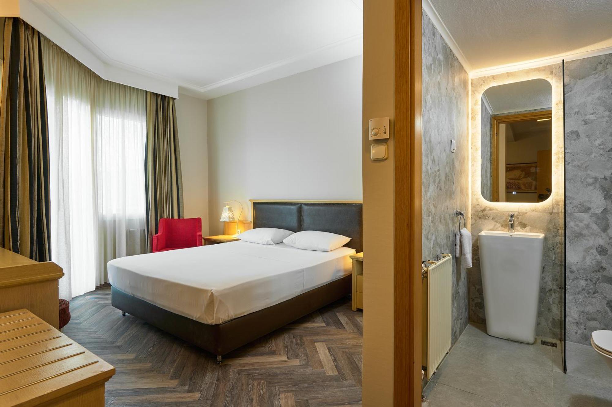 Iris Hotel Thermi Luaran gambar