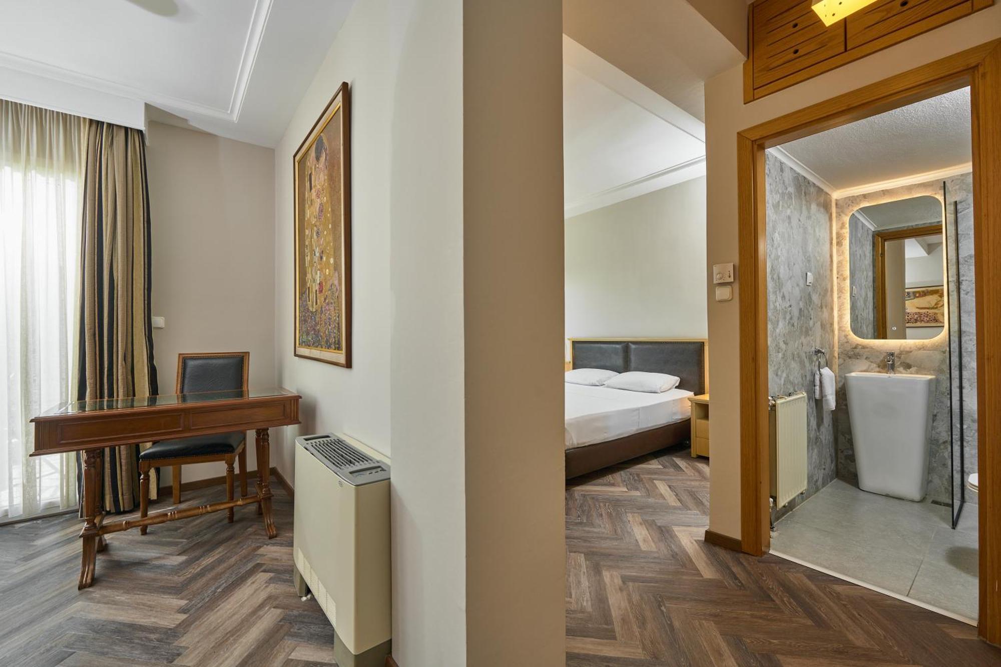 Iris Hotel Thermi Luaran gambar